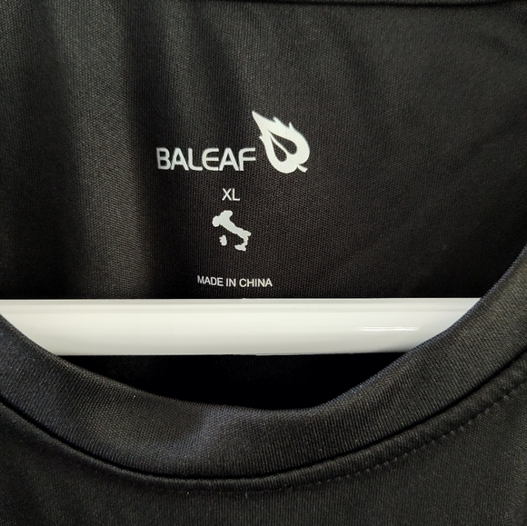 6 Men's Baleaf Sun Protection Shirts - Picture 2 of 13